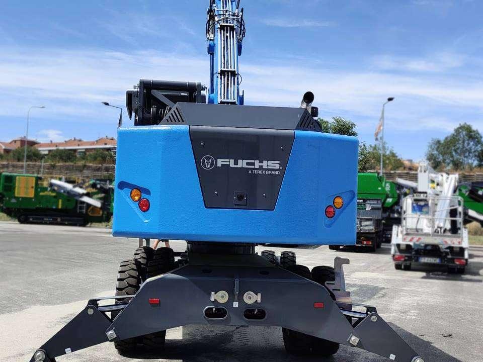 Fuchs MHL 320 Photo 7