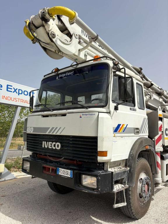 Iveco 330.30 POMPA CIFA 36 metri Photo 11