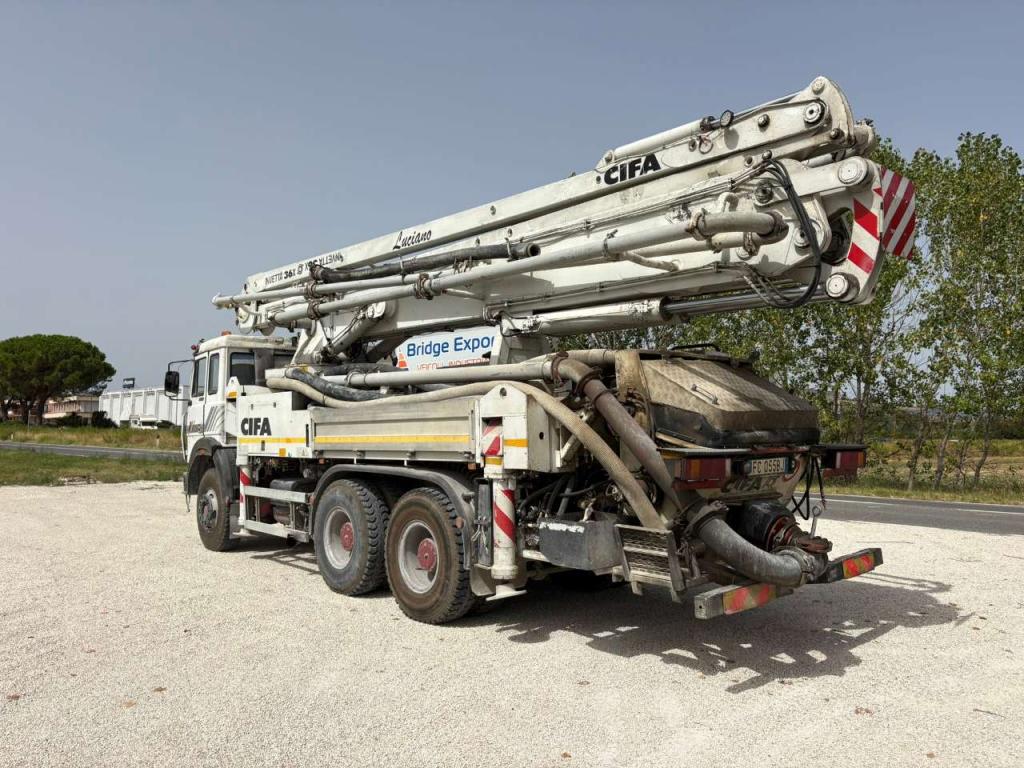 Iveco 330.30 POMPA CIFA 36 metri Photo 3
