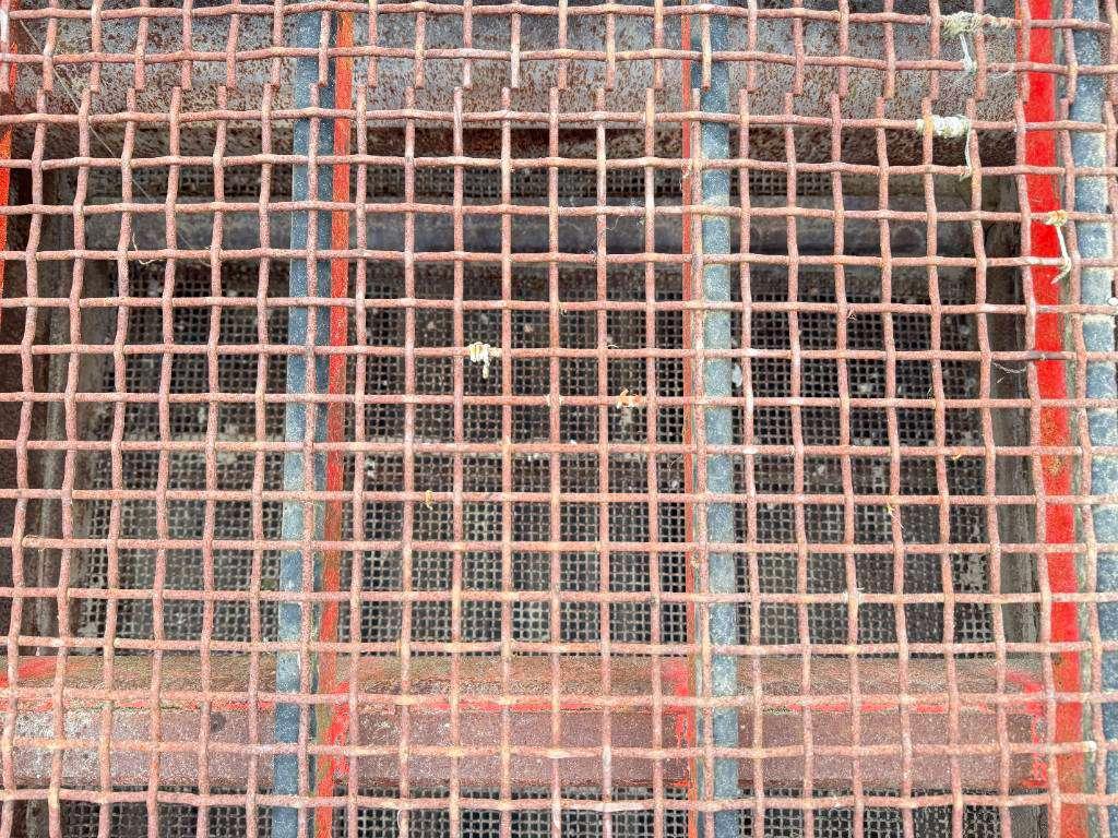 Terex Finlay 883T - 2 Side Conveyor / Auto Greasing Photo 28