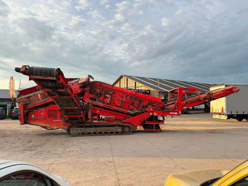 Terex Finlay 883T - 2 Side Conveyor / Auto Greasing Photo 6