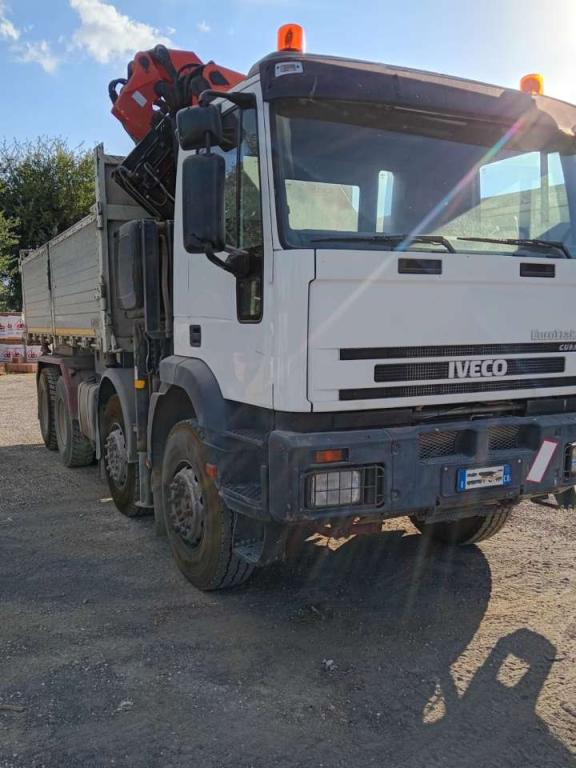 Iveco 410E44H Photo 4