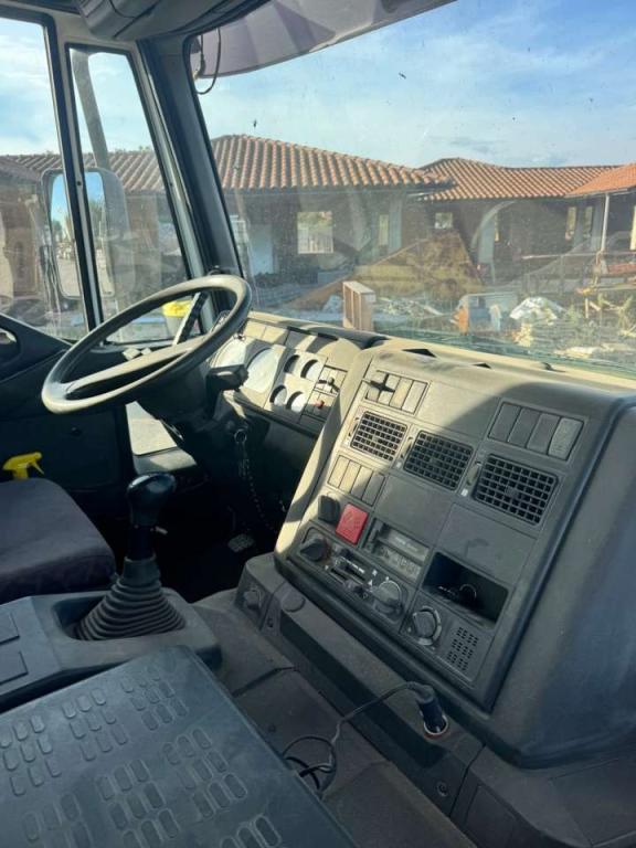 Iveco 410E44H Photo 9