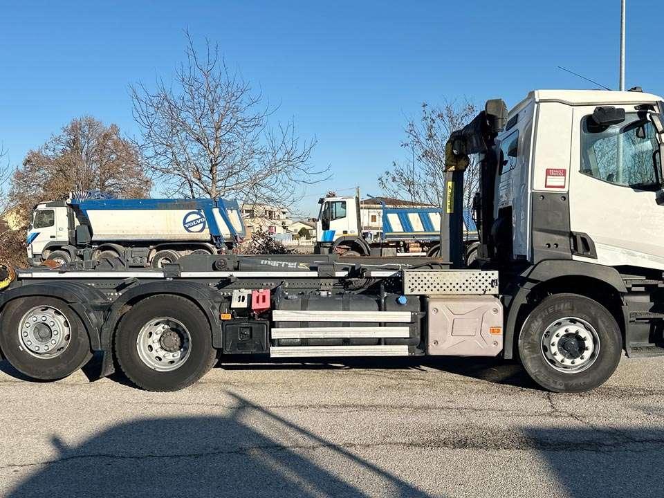Renault C430 6X2 Photo 23