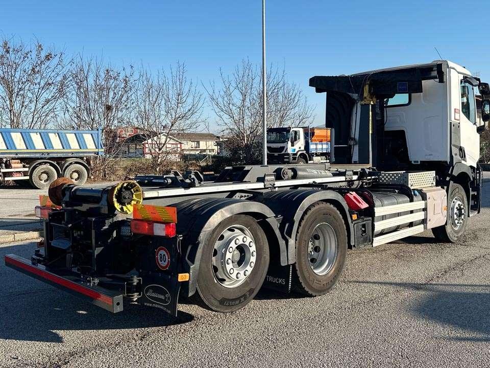 Renault C430 6X2 Photo 24