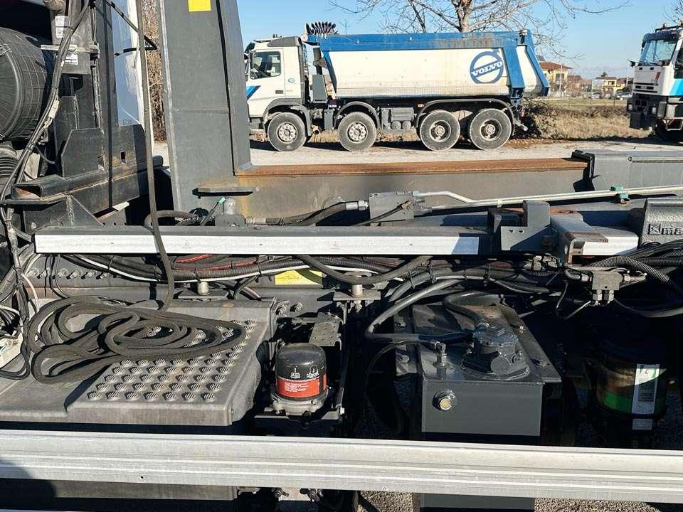 Renault C430 6X2 Photo 7