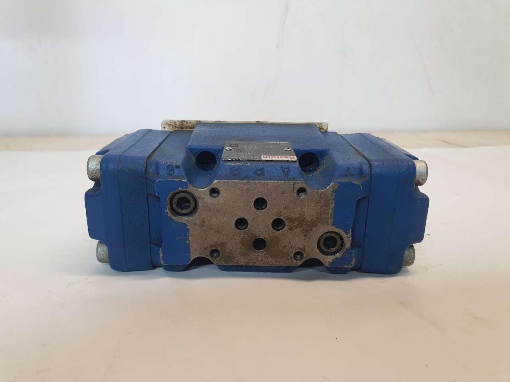 Rexroth 4WEH 10 G46/6EG224DAL Photo 2