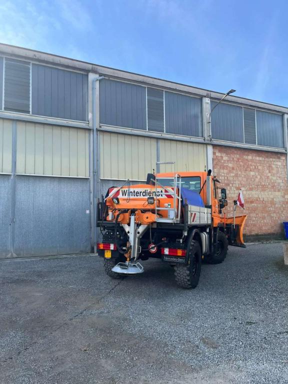 Unimog U300 Photo 2
