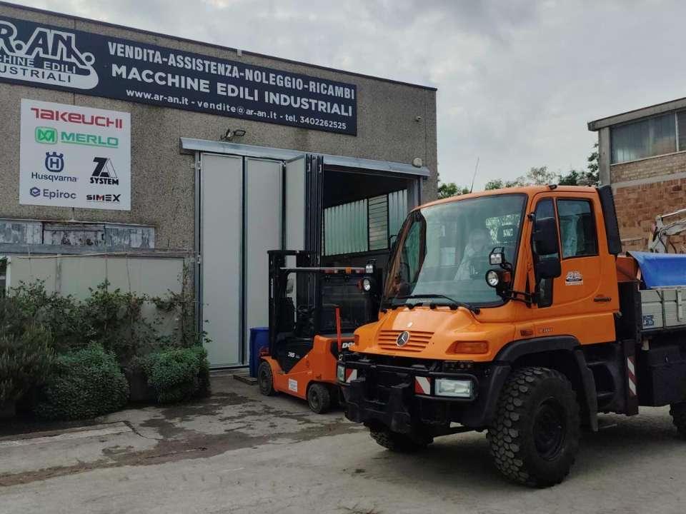 Unimog U300 Photo 4