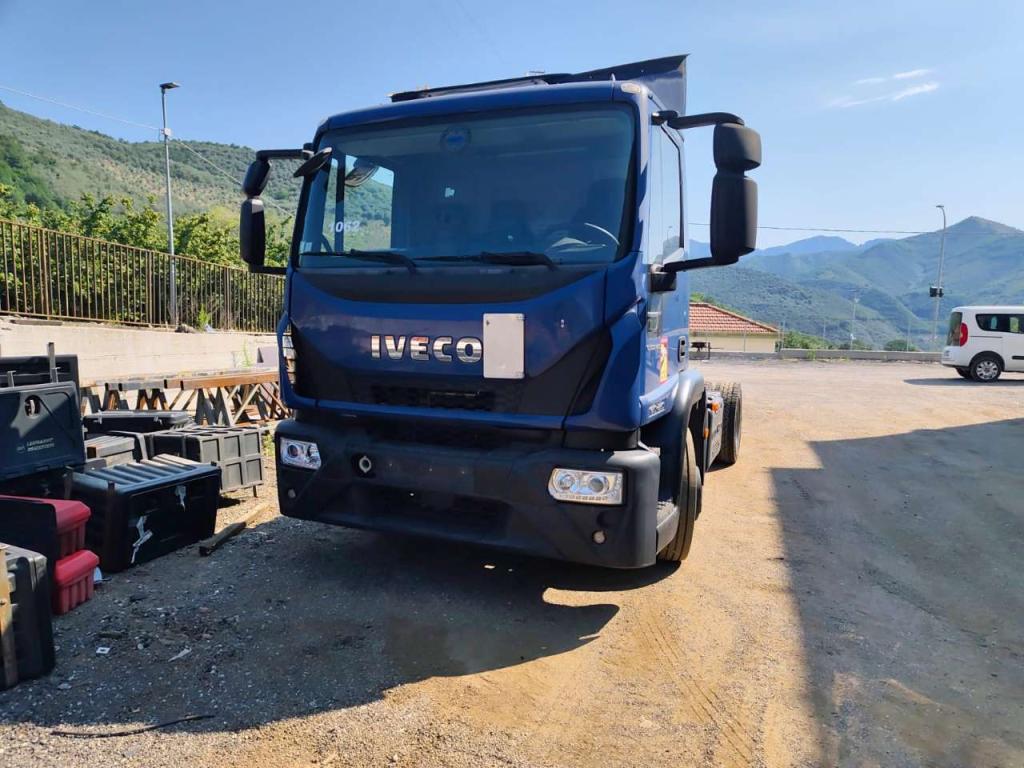 Iveco EUROCARGO CUBE 120-220 Photo 15