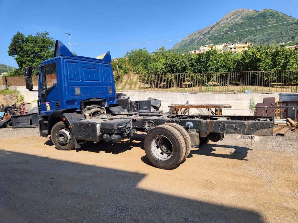 Iveco EUROCARGO CUBE 120-220 Photo 22