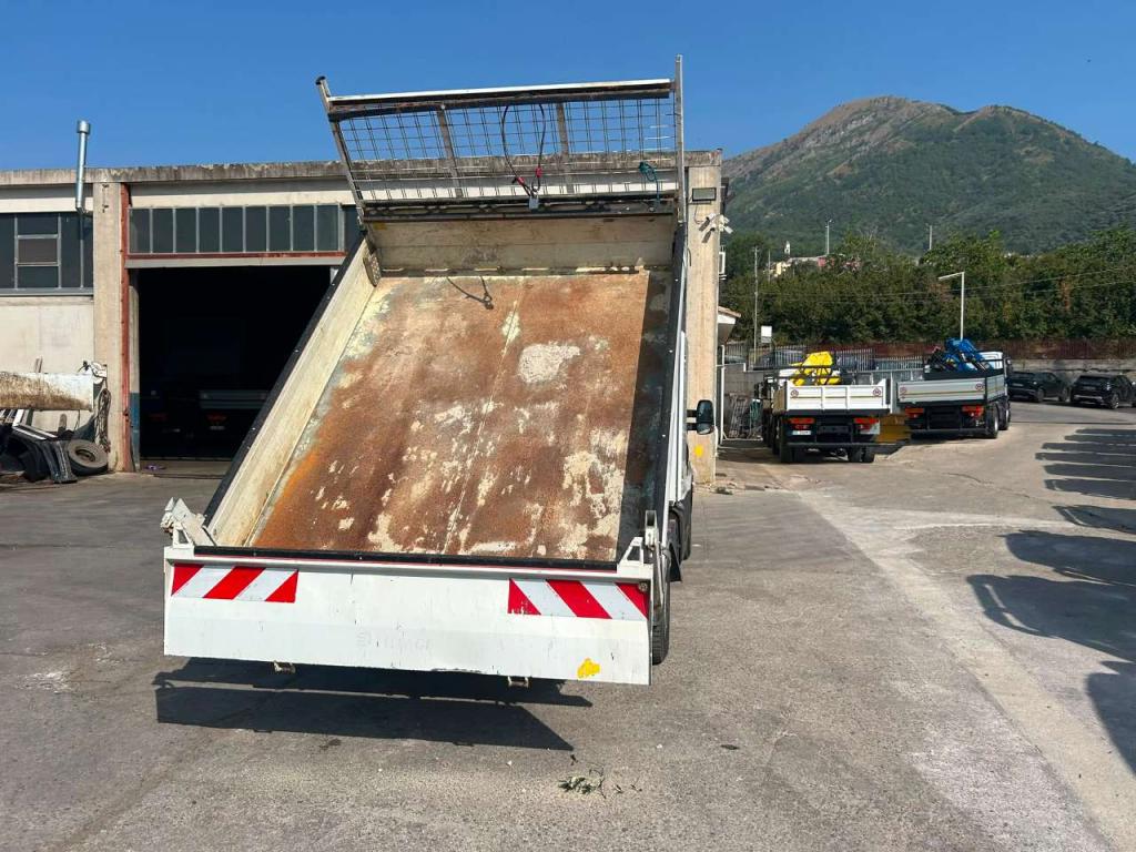 Iveco DAILY 35-120 Photo 14