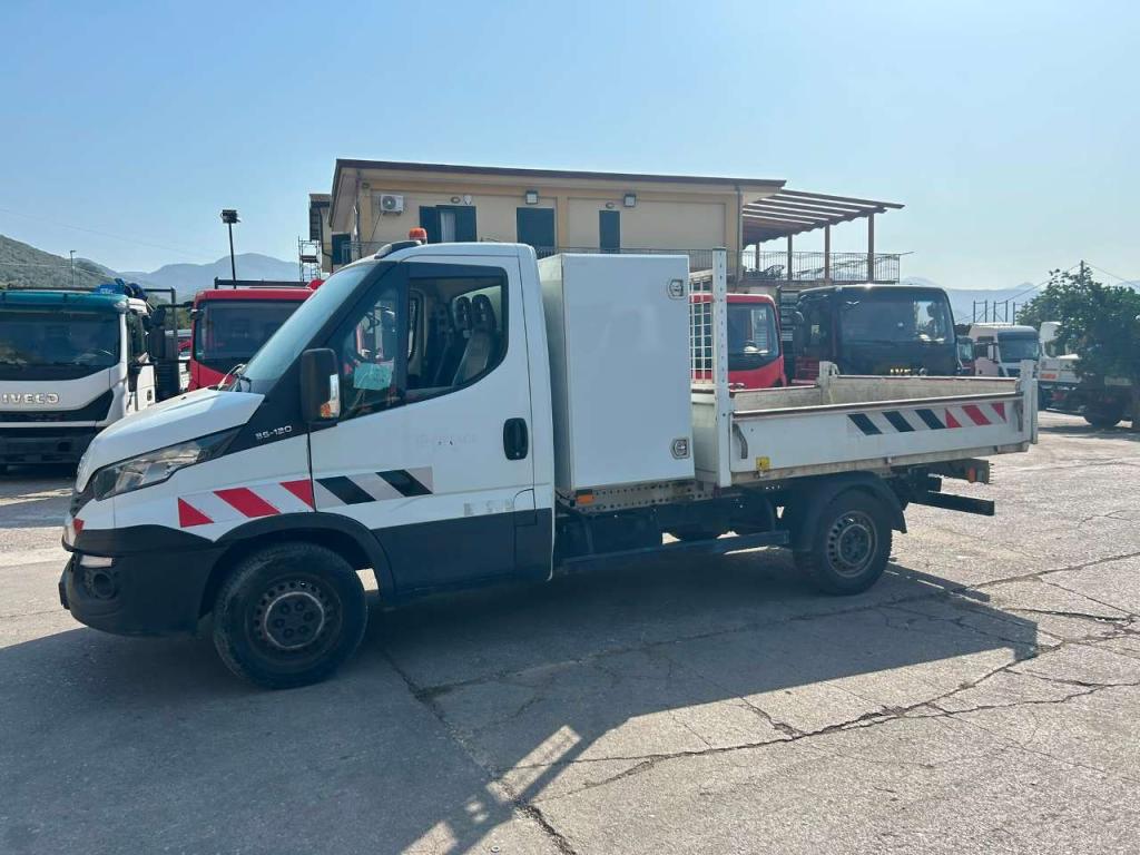 Iveco DAILY 35-120 Photo 18