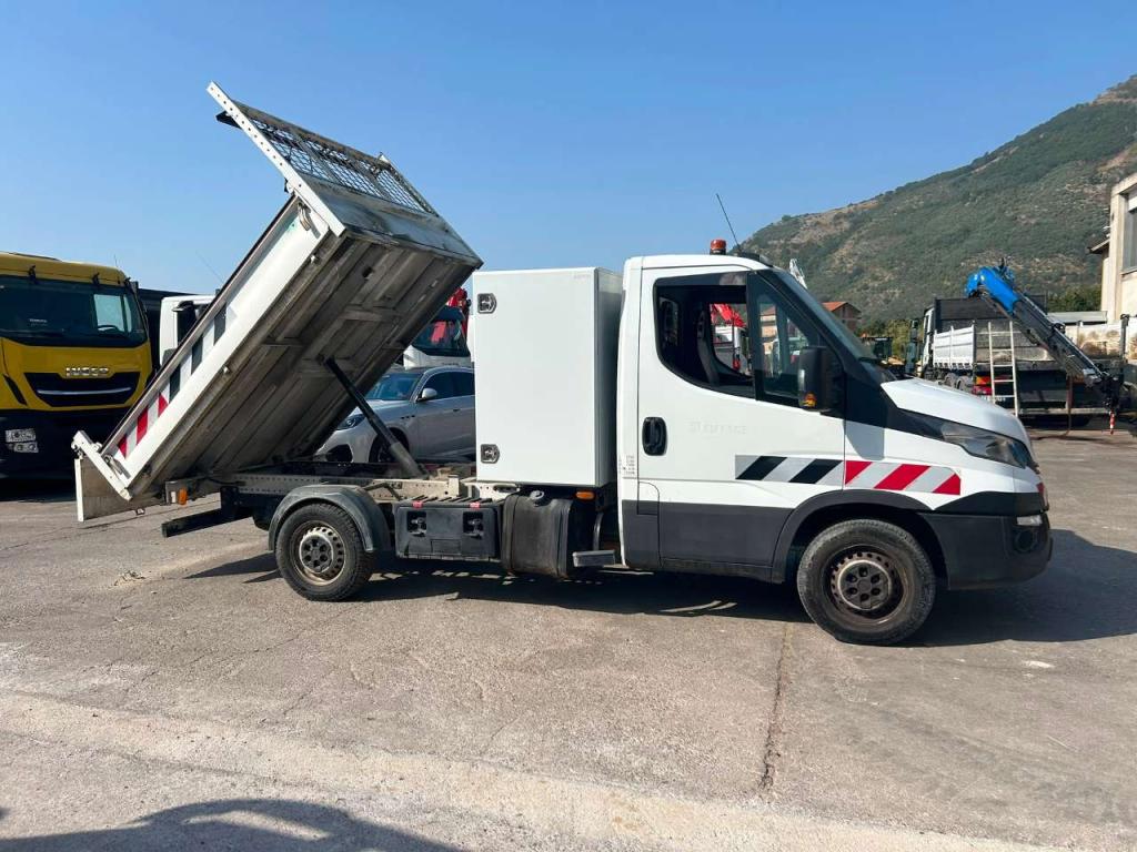 Iveco DAILY 35-120 Photo 21