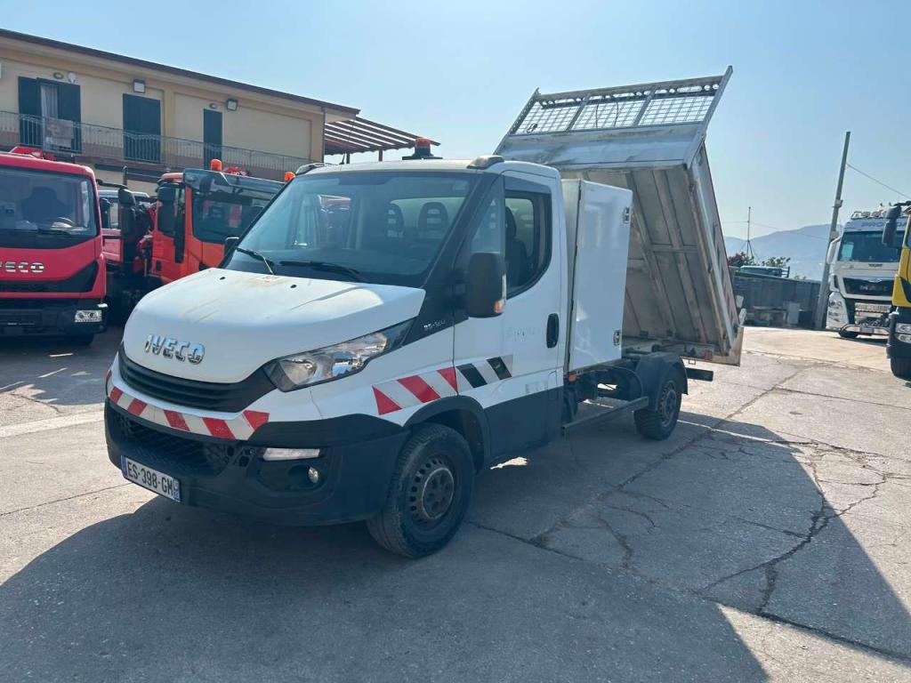 Iveco DAILY 35-120 Photo 4