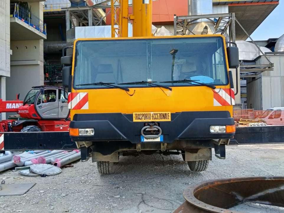 Liebherr LTM 1080-1 Photo 2
