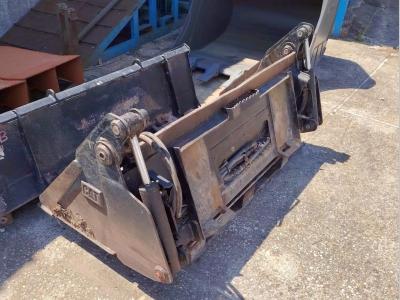 Caterpillar 1700 en vente par Omeco Spa