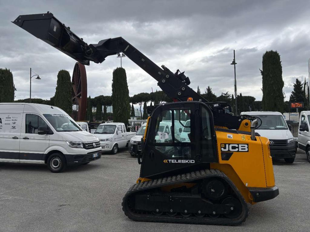 JCB Teleskid 3TS-8T Photo 8