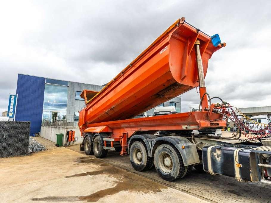 Galtrailer B2 - HYDR. DEUR Photo 2