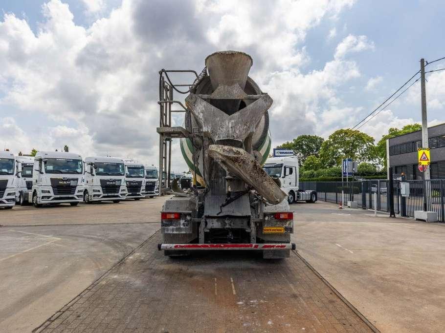 Volvo FM 370 - LIEBHERR 10m3 Photo 4