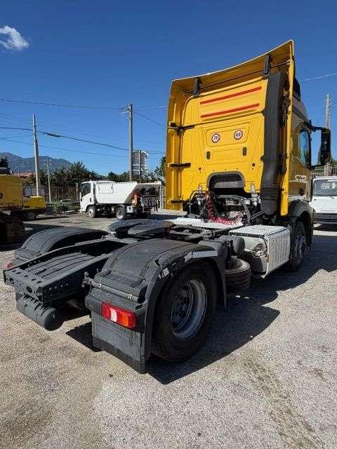 Mercedes-Benz Actros 1842 Photo 3