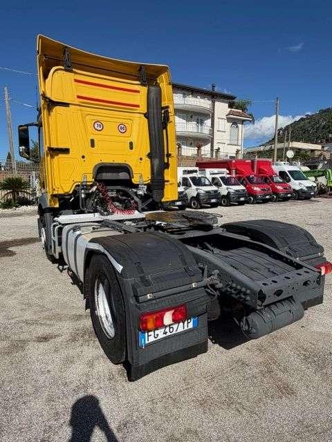 Mercedes-Benz Actros 1842 Photo 4