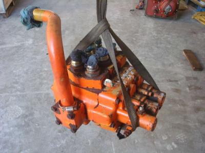Distributeur hydraulique pour FL14E en vente par OLM 90 Srl
