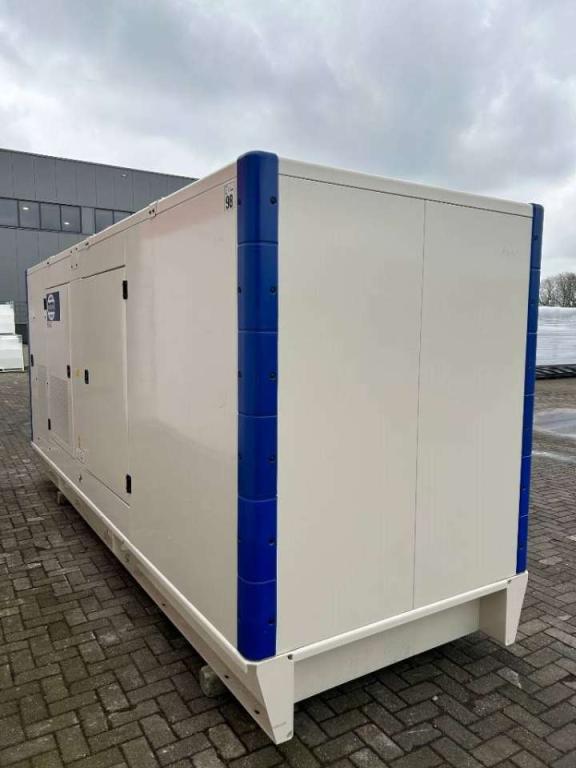 FG Wilson P450-3 - 450 kVA Genset - DPX-16018 Photo 2