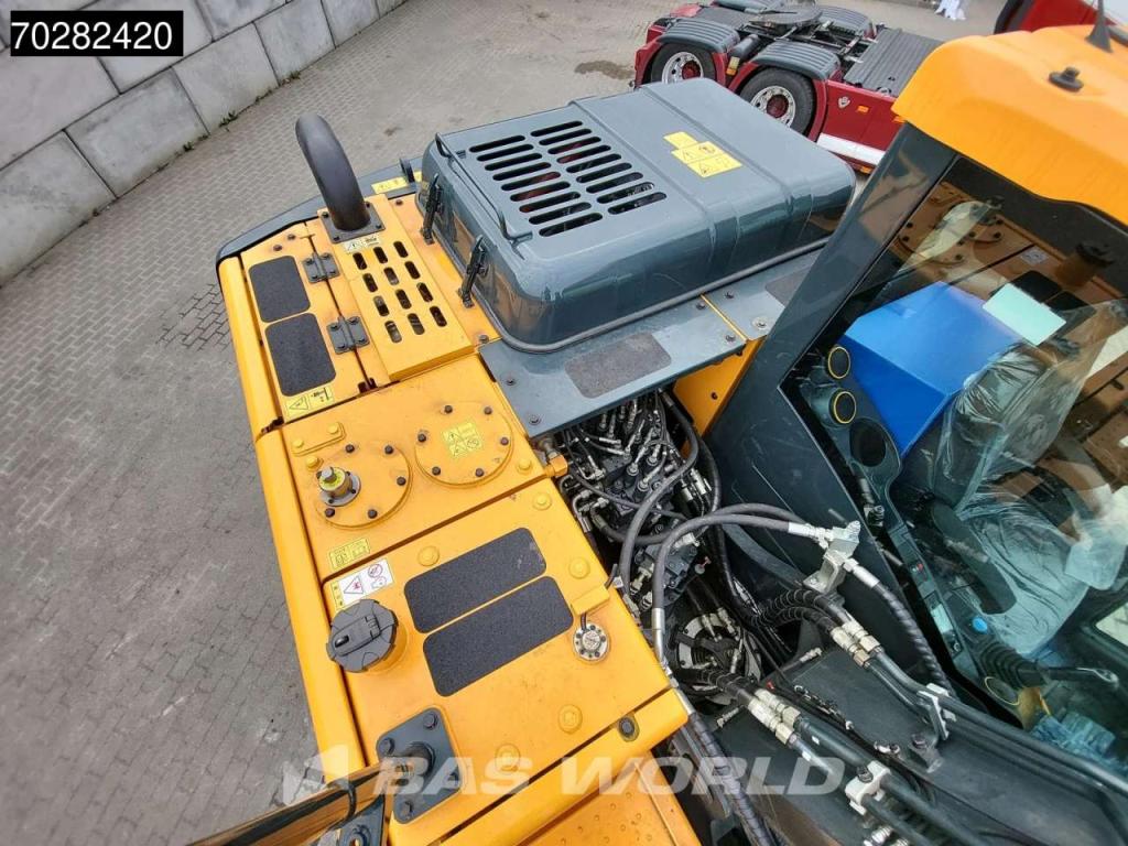 Hyundai HX130 N A/C Photo 16