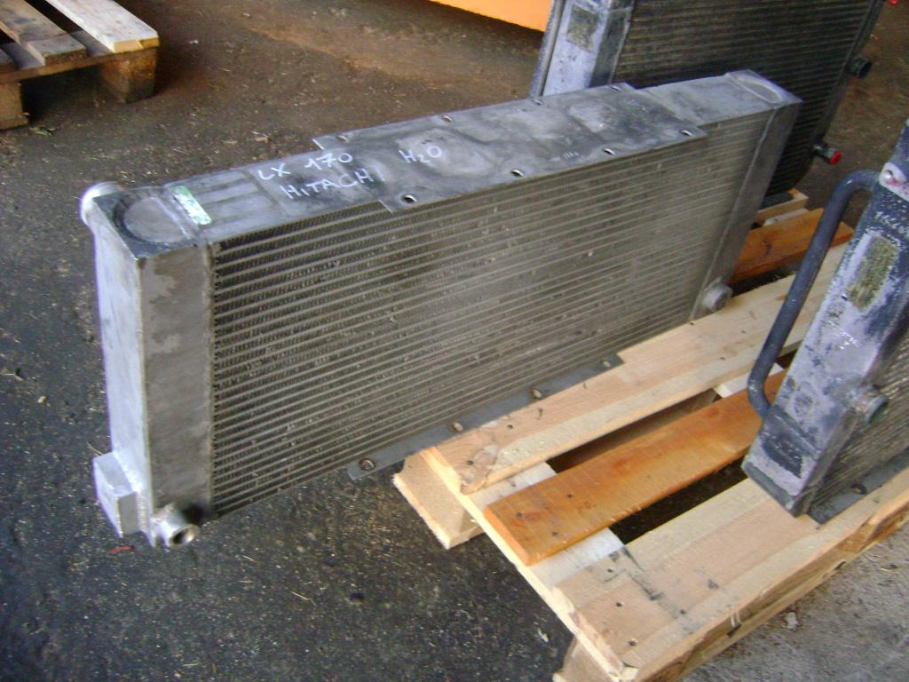 Radiateur eau pour Hitachi Lx 170 Photo 1