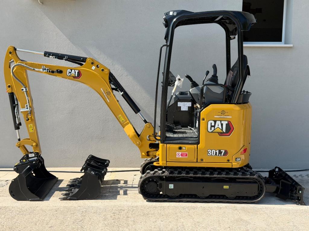 Caterpillar 301.7 Photo 4