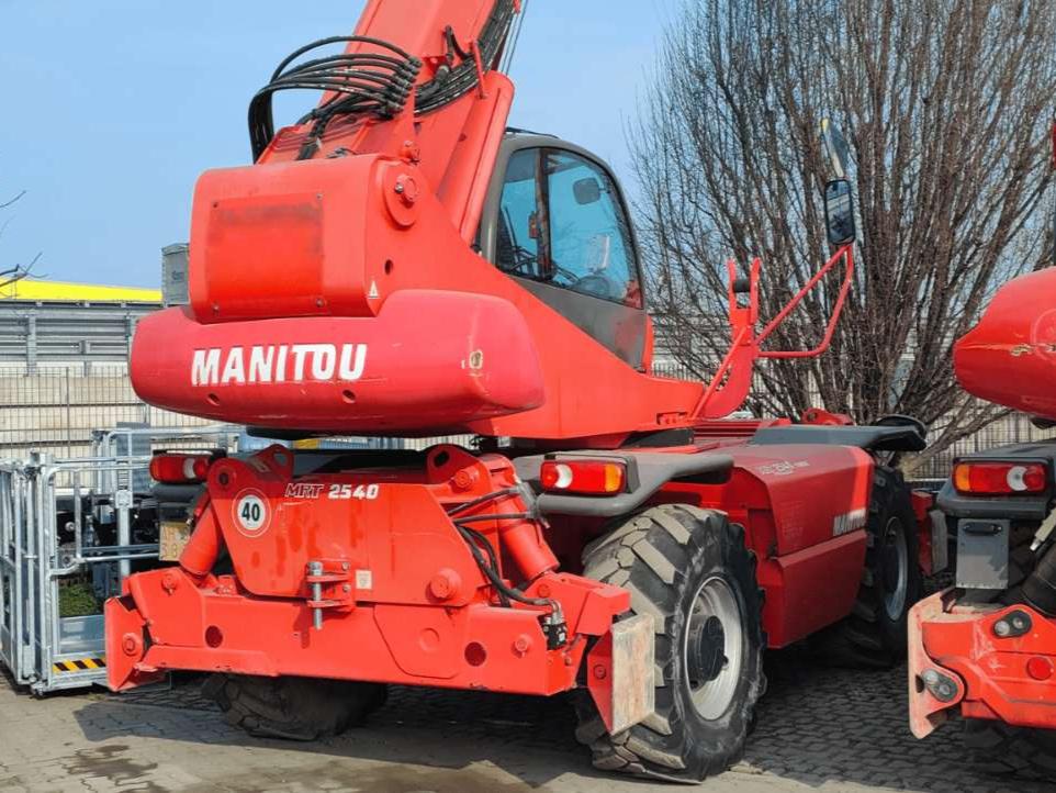 Manitou MRT 2540 PRIVILEGE Photo 3