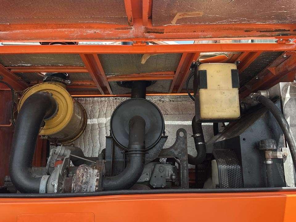 Hitachi LX210E Photo 11