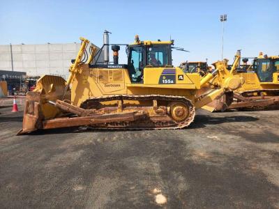 Komatsu D155A-6R (4 pcs available for sale in Abu Dhabi) en vente par Aertssen Trading
