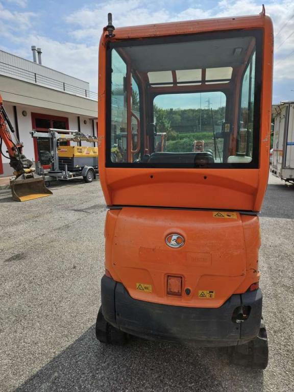 Kubota KX016-4 Photo 4