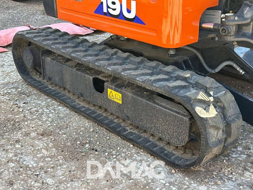 Hitachi ZX19U Photo 15