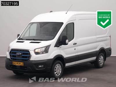 Ford e-Transit 184pk Elektrisch 68kWh 317km WLTP L2H2 Navi Airco Cruise Parkeersensoren v+a SYNC4-Displa en vente par BAS World B.V.