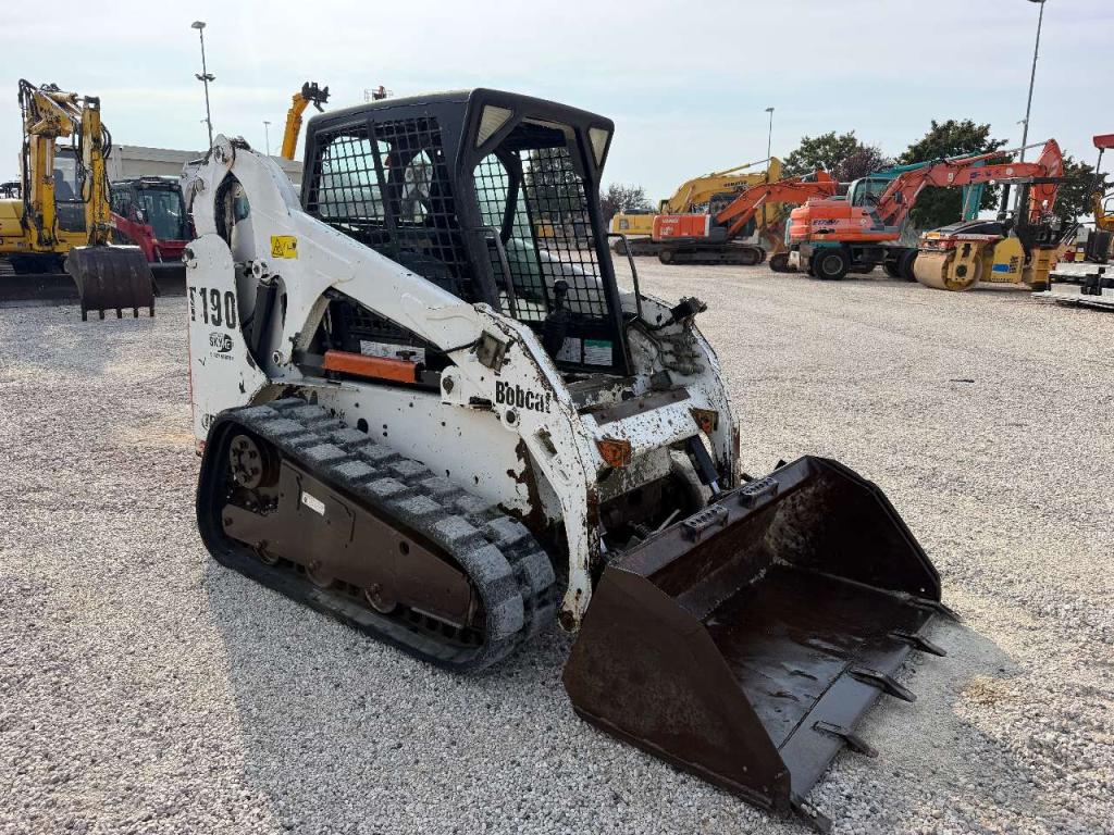 Bobcat T190 Photo 5