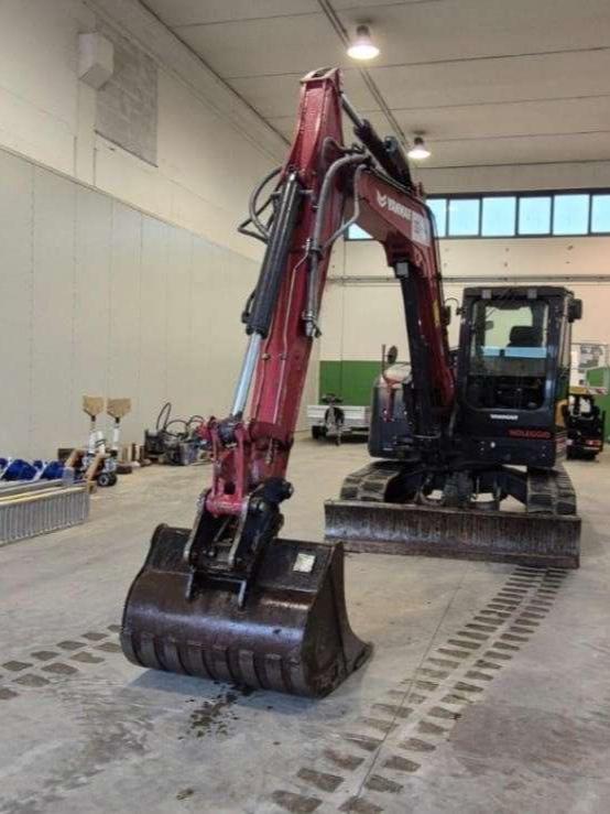 Yanmar Vio80 Photo 4