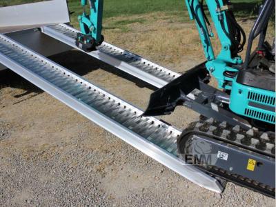 Rampe di Carico 3000 mm - Portata  35 q.li Rampe de chargement en vente par EMM Company srl