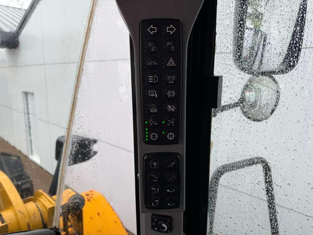 Caterpillar 950K - German Machine / Automatic Greasing Photo 12