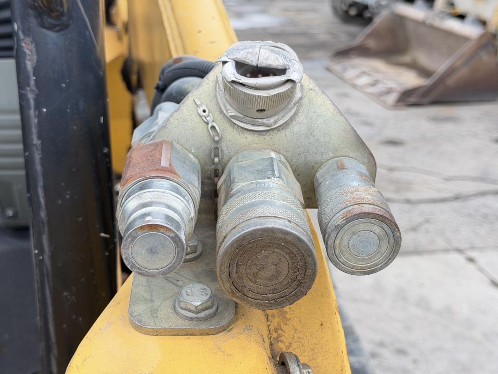 Komatsu CK20 Super Flow Photo 7