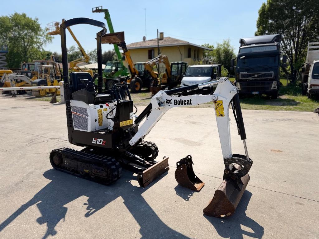 Bobcat E10z Photo 3