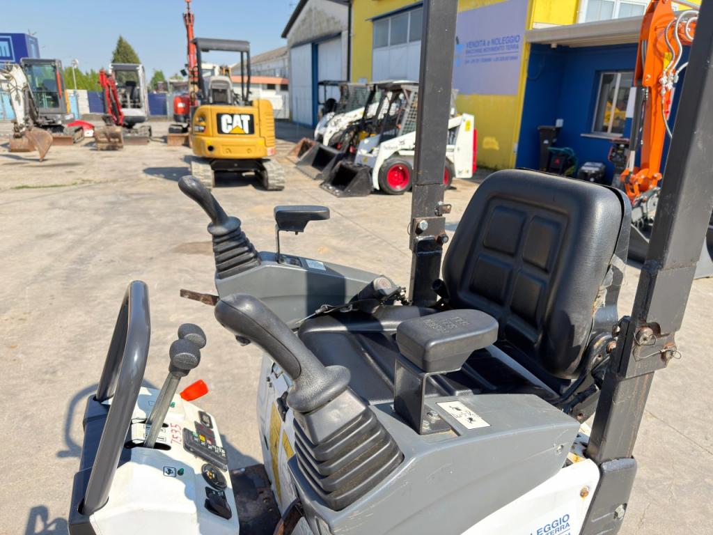 Bobcat E10z Photo 6