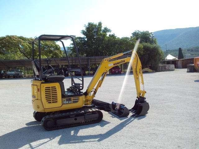 Komatsu PC16R-3HS Photo 10