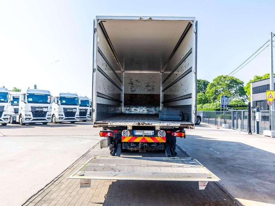 Renault D 320+HAYON BAR 2 T. Photo 10