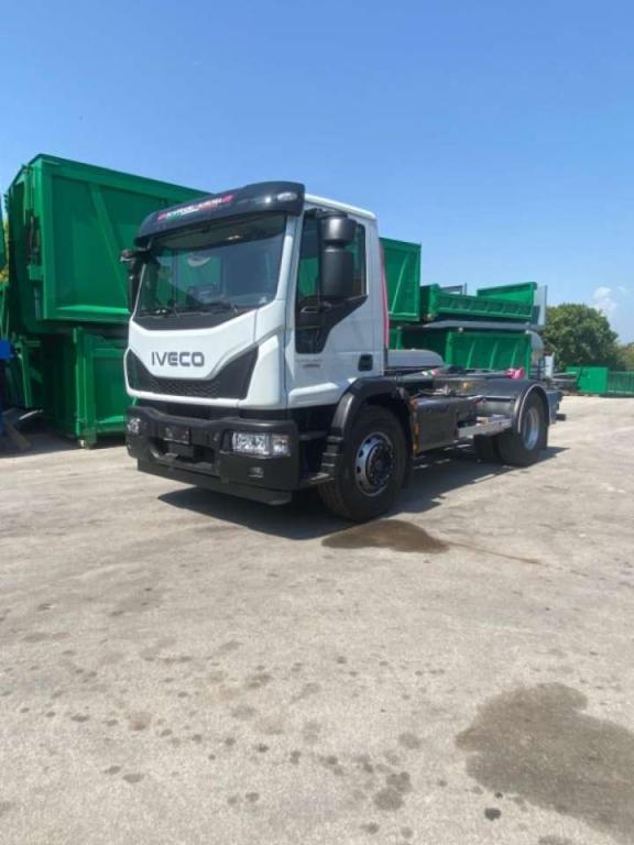 Iveco EUROCARGO 180E32K SCARRABILE Photo 2