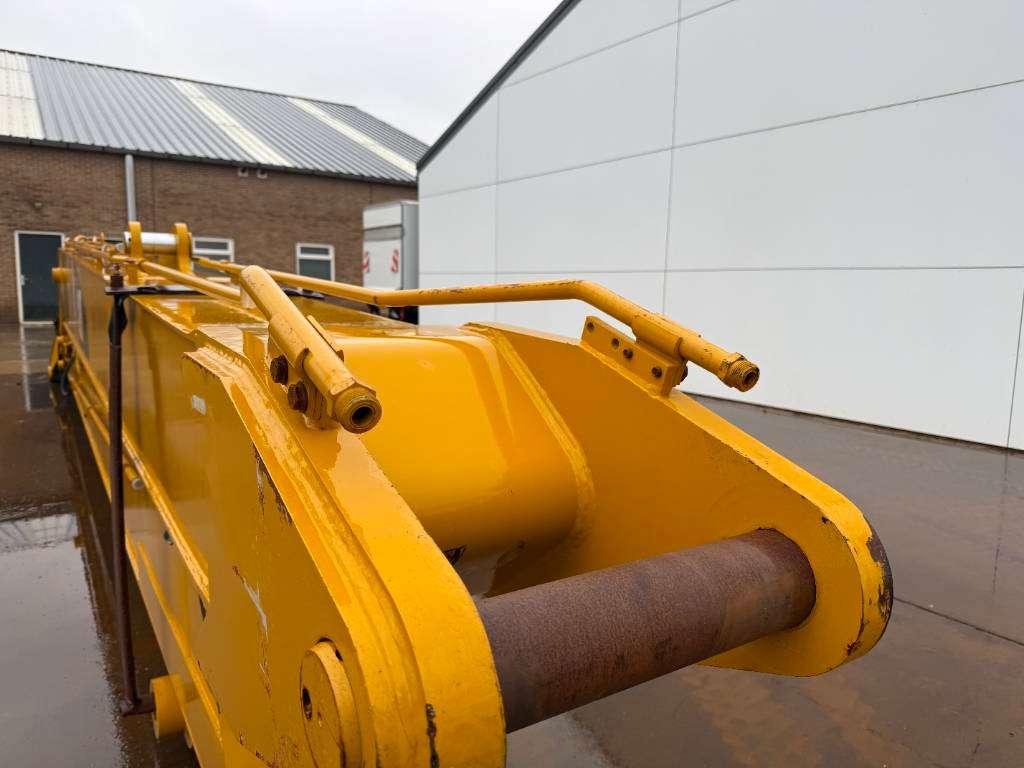Caterpillar Long Reach Attachments 18m - Fits to 20-25t Photo 11
