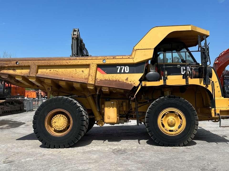 Caterpillar 770 Photo 17