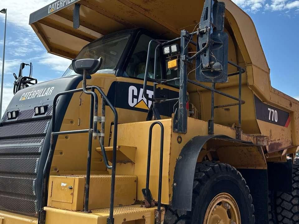 Caterpillar 770 Photo 8